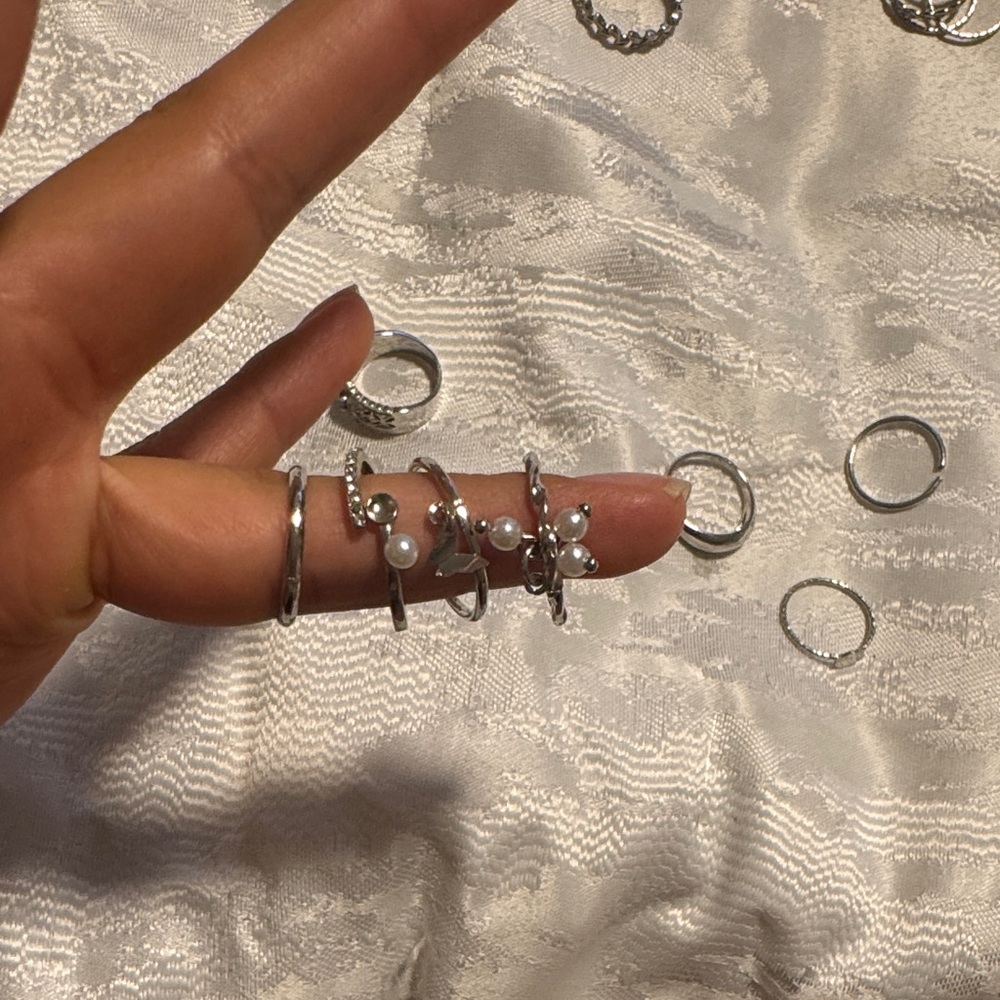 20 Rings - Never worn - Picture 2 of 6